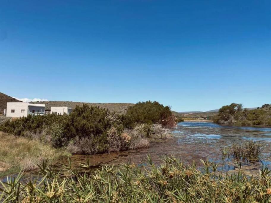 Heron Cottage - Living The Breede Malgas エクステリア 写真