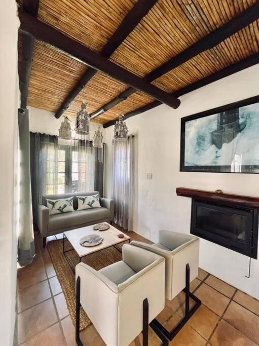 Heron Cottage - Living The Breede Malgas エクステリア 写真